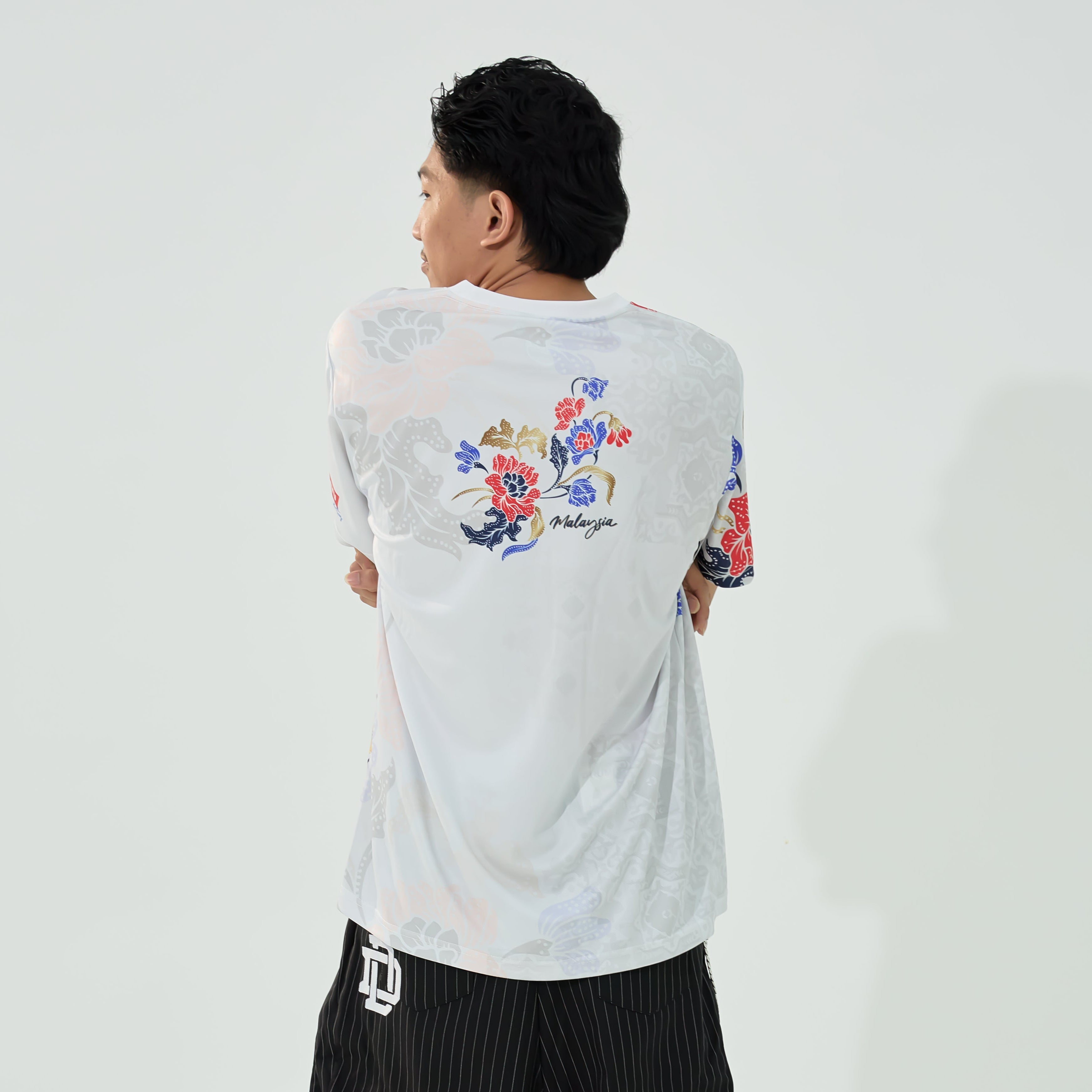 LOKALTEEZ MR30 Merdeka 69th Edition SERI PERTIWI 150GSM Round Neck
